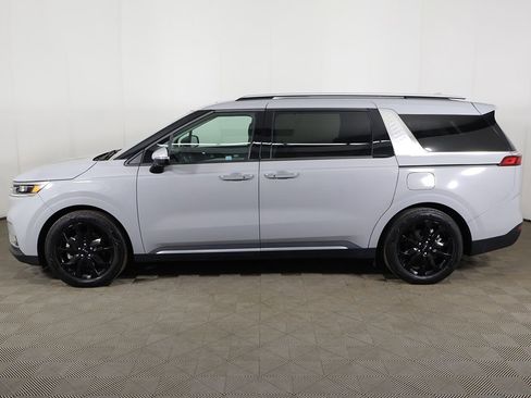 Used 2024 Kia Carnival SX Prestige FWD image 22