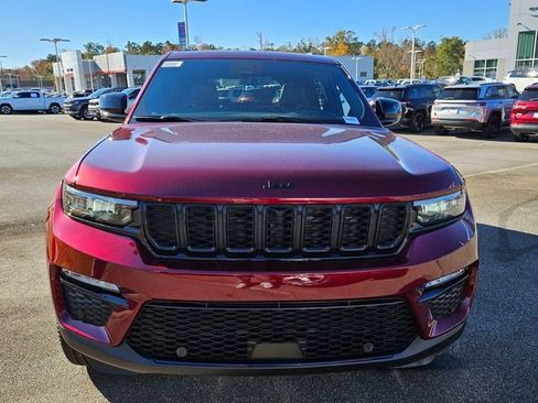 New 2025 Jeep Grand Cherokee Limited w/ Luxury Tech Group II image 2