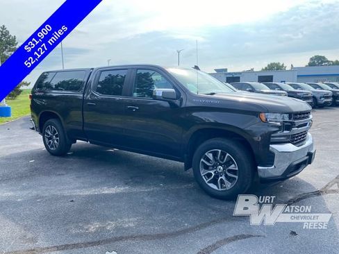 Used 2021 Chevrolet Silverado 1500 LT w/ Convenience Package II AWD/4WD image 8
