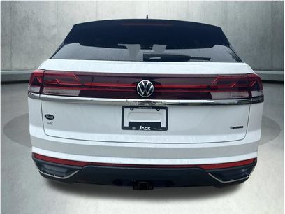 New 2026 Volkswagen Atlas Cross Sport SE