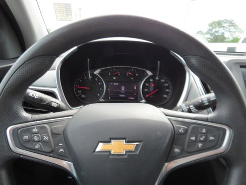 Used 2022 Chevrolet Equinox LT FWD image 24
