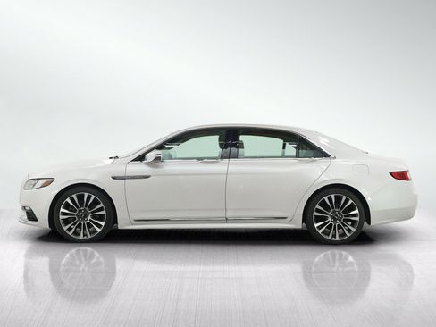 Used 2017 Lincoln Continental Reserve w/ Climate Package AWD/4WD image 2