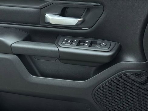 Used 2025 RAM 1500 Classic Warlock AWD/4WD image 15