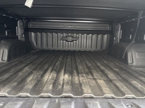 Used 2025 Chevrolet Silverado 1500 High Country w/ Technology Package image 8