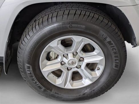 Used 2019 Toyota 4Runner SR5 image 24