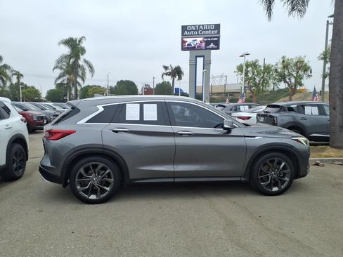 Used 2019 INFINITI QX50 Essential w/ Sensory Package FWD image 6