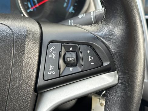 Used 2011 Chevrolet Cruze LT image 24