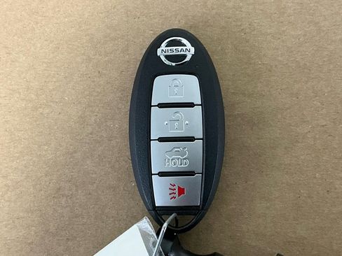 Used 2022 Nissan Sentra SV image 33