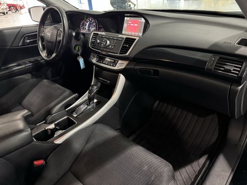 Used 2014 Honda Accord Sport image 35