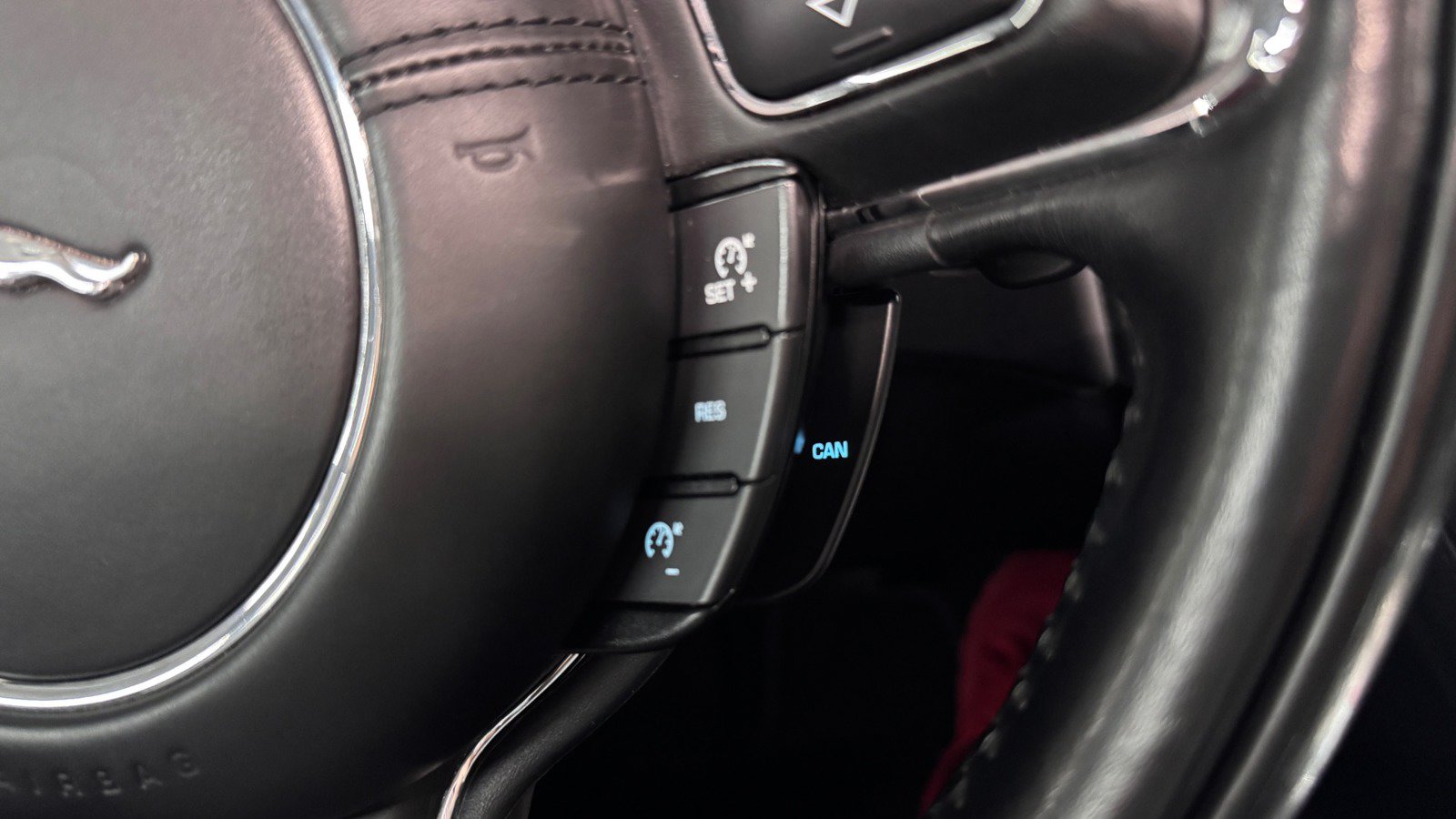 Used 2016 Jaguar XJ R-Sport AWD/4WD image 44