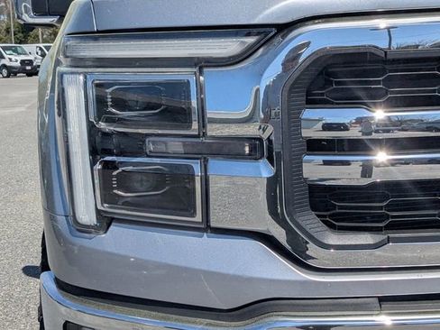 Used 2024 Ford F150 Lariat w/ FX4 Off-Road Package image 11