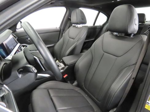 Used 2022 BMW 330i Sedan w/ Driving Assistance Package RWD image 5