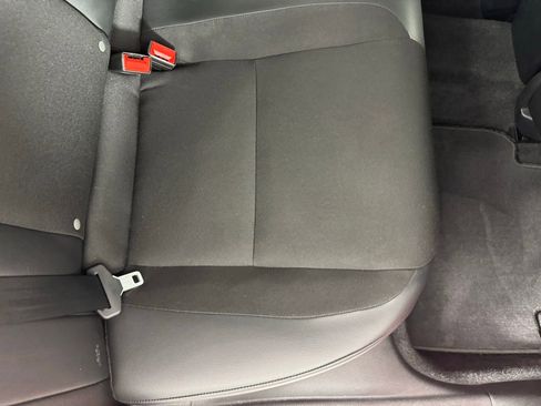 Used 2025 Honda Civic Sport image 31