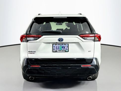 Used 2023 Toyota RAV4 SE w/ Weather & Moonroof Package AWD/4WD image 6