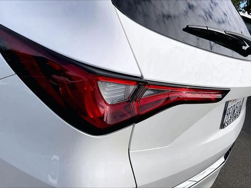 Used 2023 Acura MDX w/Advance Package image 31