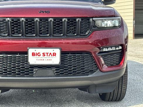 New 2025 Jeep Grand Cherokee Limited image 6