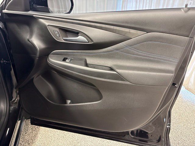 Used 2025 Buick Envista Sport Touring FWD image 21