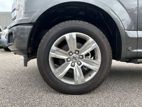 Used 2018 Ford F150 Platinum w/ Equipment Group 701A Luxury AWD/4WD image 7
