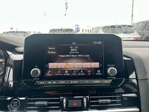 Used 2024 Nissan Pathfinder SV image 43