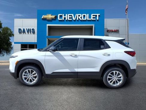 New 2026 Chevrolet TrailBlazer LS w/ LS Convenience Package AWD/4WD image 6