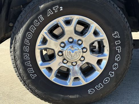 Used 2024 RAM 2500 Laramie image 12