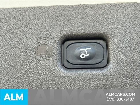 Used 2023 Lincoln Nautilus Reserve image 23