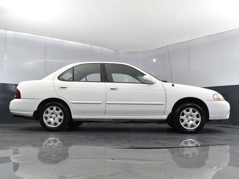 Used 2002 Nissan Sentra GXE FWD image 24