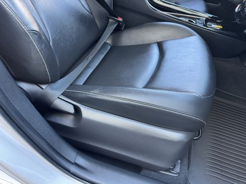 Used 2021 Toyota Prius Prime XLE image 20