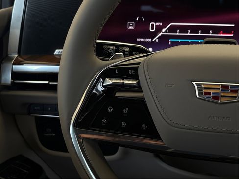 New 2026 Cadillac Escalade ESV Platinum Sport image 29