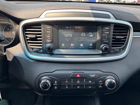 Used 2020 Kia Sorento LX AWD/4WD image 20