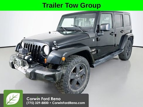 Used 2008 Jeep Wrangler Unlimited Sahara AWD/4WD image 3