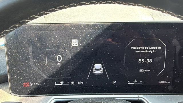 Used 2025 Kia Sorento SX FWD image 22