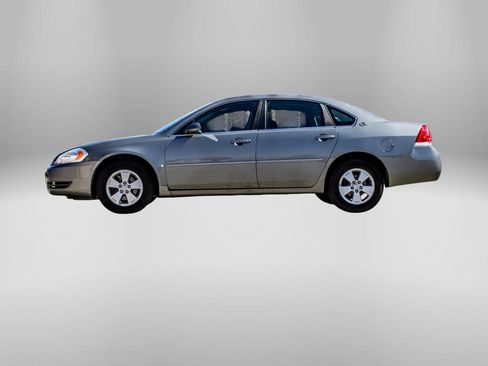 Used 2008 Chevrolet Impala LT image 4