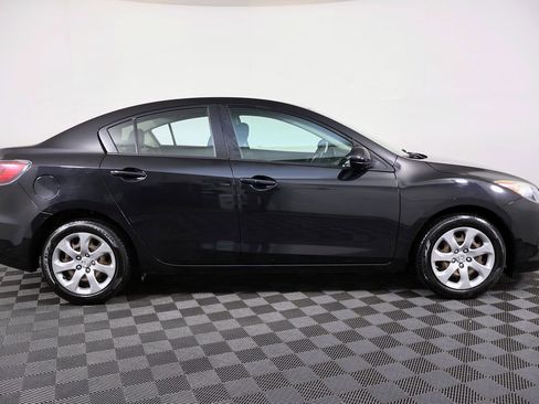 Used 2013 MAZDA MAZDA3 i Sport image 7