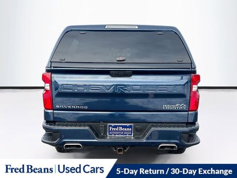 Used 2022 Chevrolet Silverado 1500 High Country w/ Technology Package image 6
