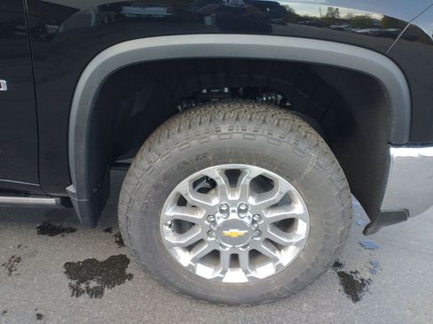 New 2025 Chevrolet Silverado 3500 LTZ w/ LTZ Premium Package image 14