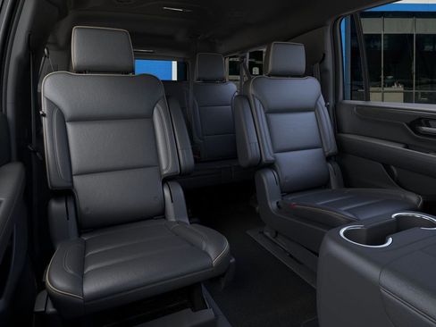 New 2026 GMC Yukon XL Elevation image 17