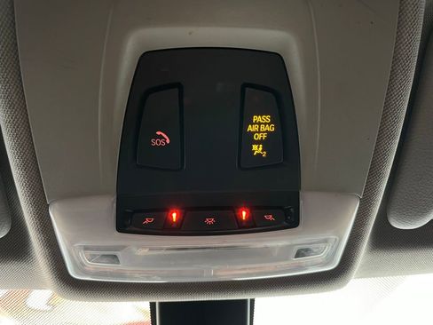 Used 2017 BMW 320i Sedan image 43