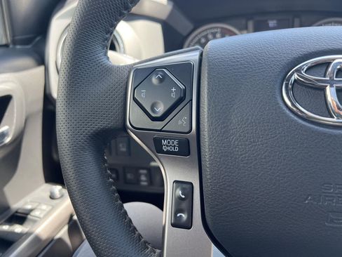 Used 2023 Toyota Tacoma Limited AWD/4WD image 25