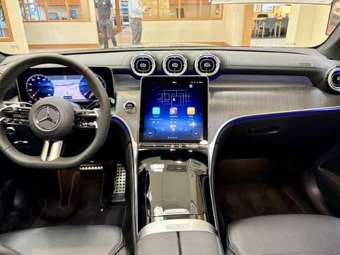 New 2026 Mercedes-Benz GLC 300 image 9