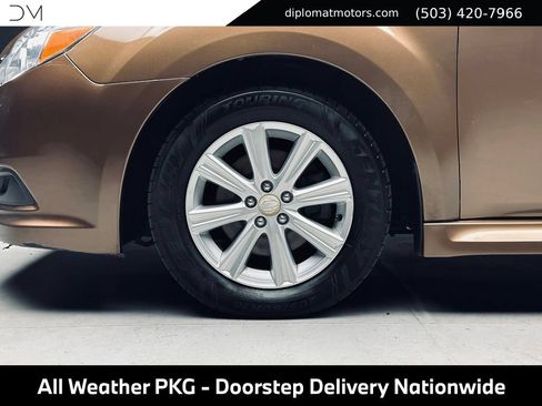 Used 2011 Subaru Legacy 2.5i Premium w/ All-Weather Pkg AWD/4WD image 39