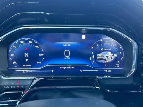 Used 2022 Chevrolet Silverado 1500 High Country w/ Technology Package image 15