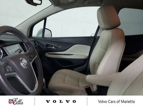 Used 2019 Buick Encore Essence AWD/4WD image 18