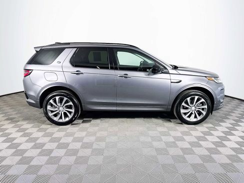 Used 2025 Land Rover Discovery Sport S image 4