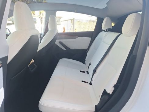 Used 2026 Tesla Model Y image 16