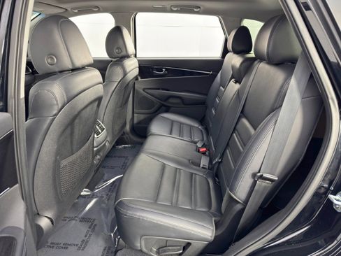 Used 2020 Kia Sorento EX image 37