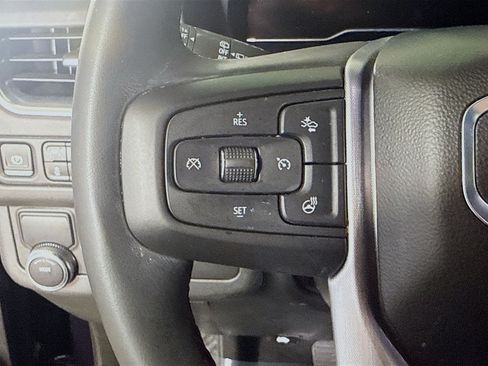 Used 2024 GMC Yukon SLT w/ SLT Luxury Package RWD image 14
