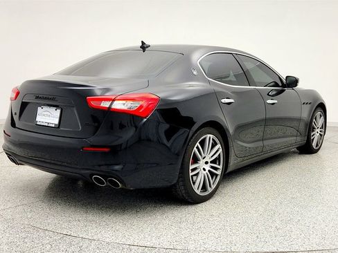 Used 2019 Maserati Ghibli S image 5