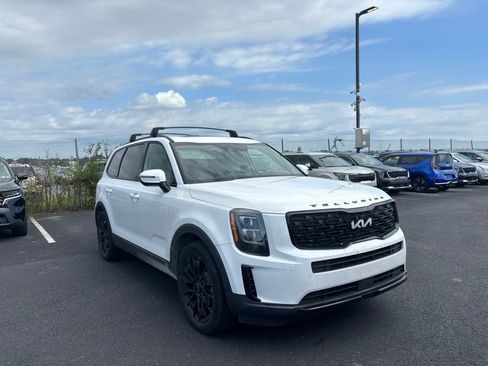 Certified 2022 Kia Telluride EX w/ EX Premium Package AWD/4WD image 1