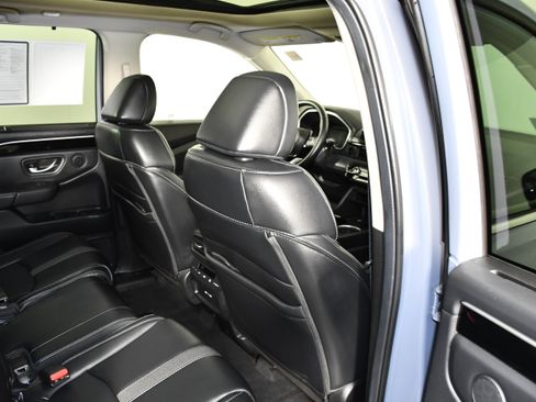 Certified 2025 Honda Pilot Touring image 45